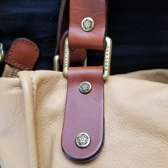 Village England Hand Crafted Leather Crossbody Bag - Picture 5 of 16